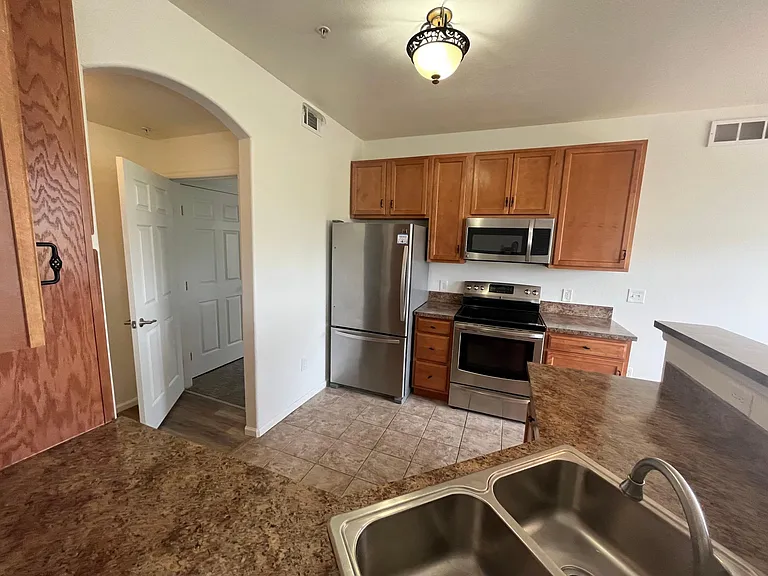 3035 Blue Sky Cir #10-102 — Photo 4