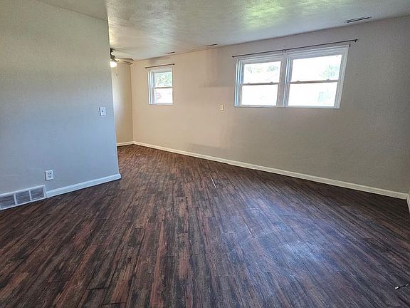 3rd image of 3418 Heatherton Dr APT 2