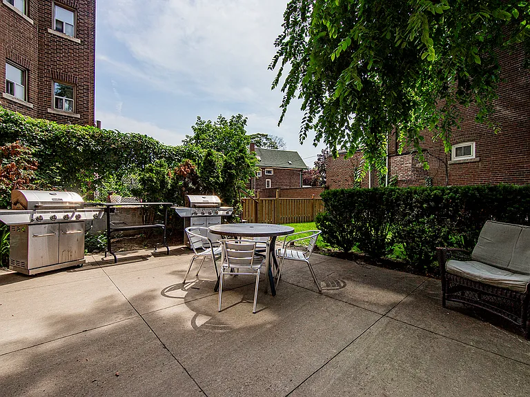 569 Broadview Ave — Photo 13