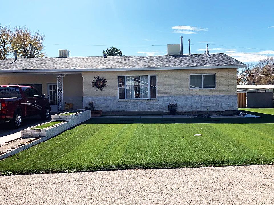 1st image of 8402 Beverly Pl