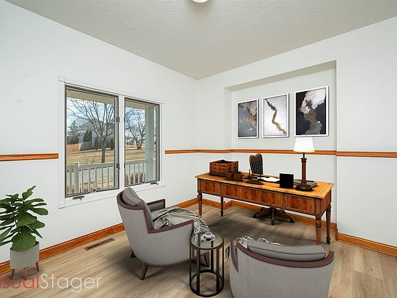 4th image of 3600 Brook Ridge Ct