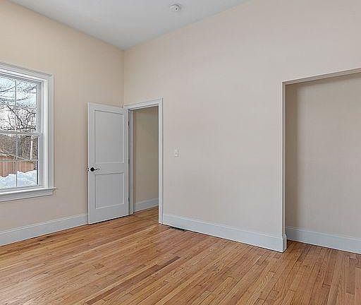 3rd image of 88 N Main St APT 1