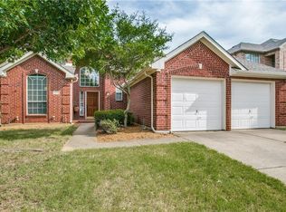 3016 Berkshire Ln, Corinth, TX 76210