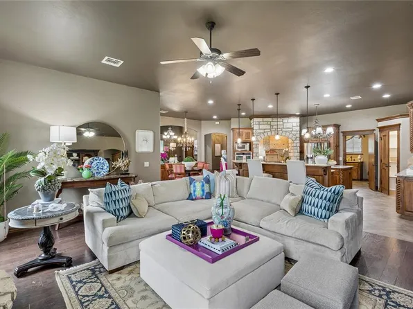14501 Paddington Ave, Oklahoma City, OK 73142