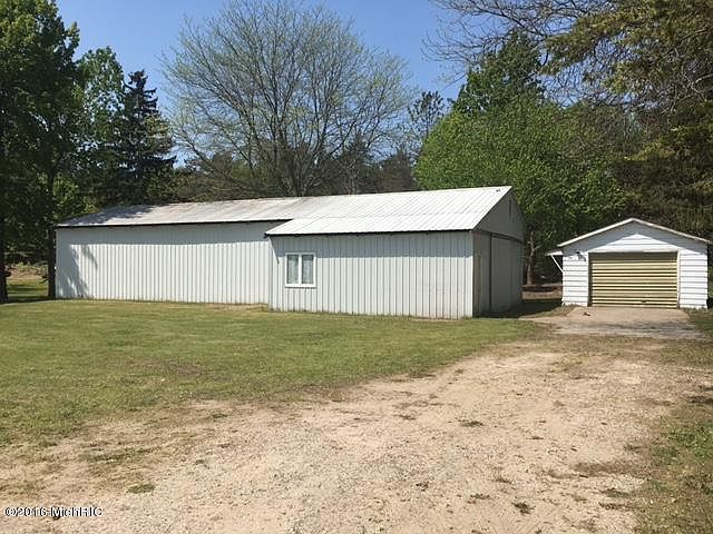 1st image of 2463 N Us 31