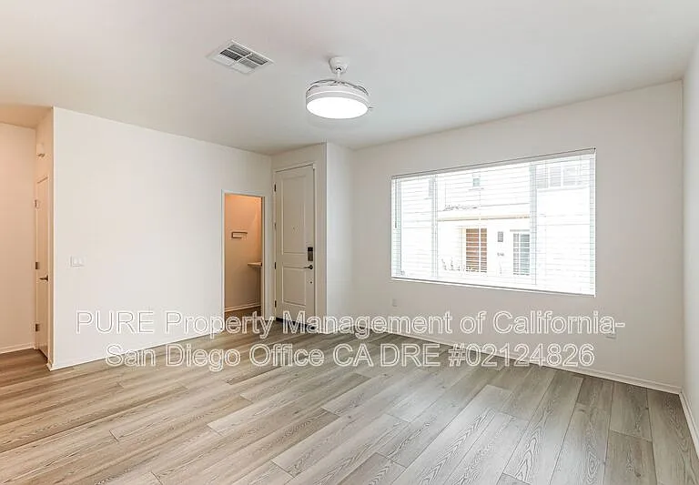 335 Sweet Pl — Photo 5