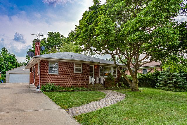 1st image of 626 McLean Ave