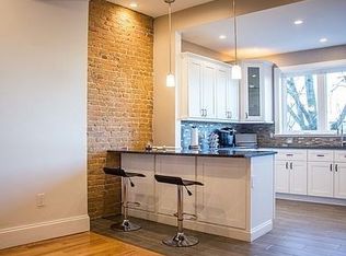43 Old Harbor St #SF, Boston, MA 02127