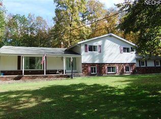 8415 Locust Dr, Kirtland, OH 44094