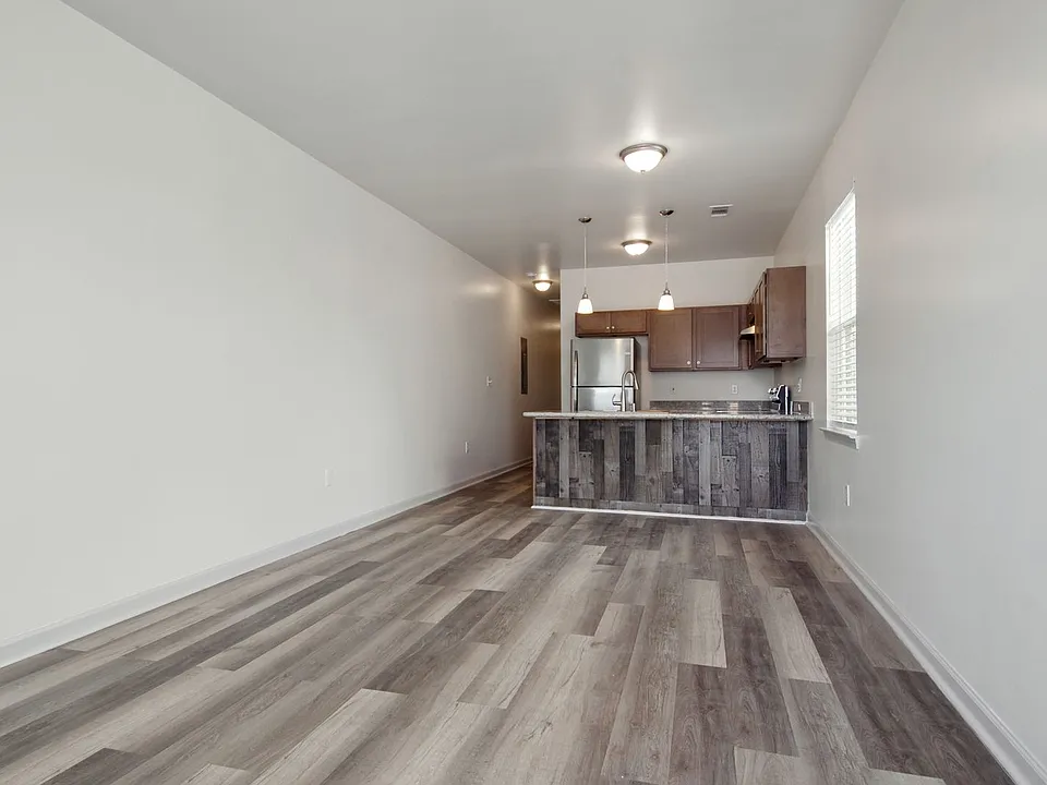 3315-17 Hamilton St #3315