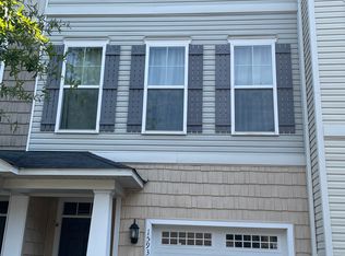 1593 Renate, Woodbridge, VA 22192