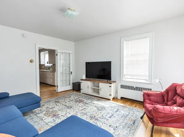 (undisclosed Address), Manchester, NH 03103