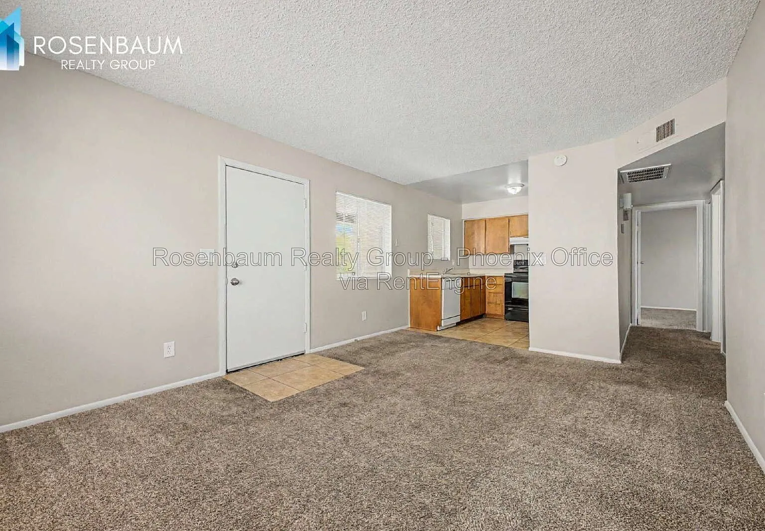 2 bed, 1.0 bath, 816 sqft, $1,099 — Photo 4