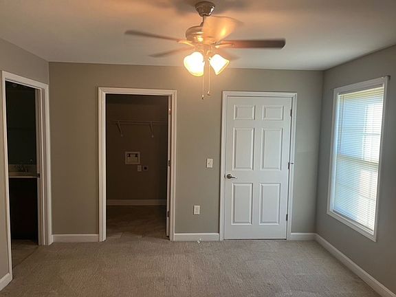 3rd image of 412 Southern Cross Dr #11
