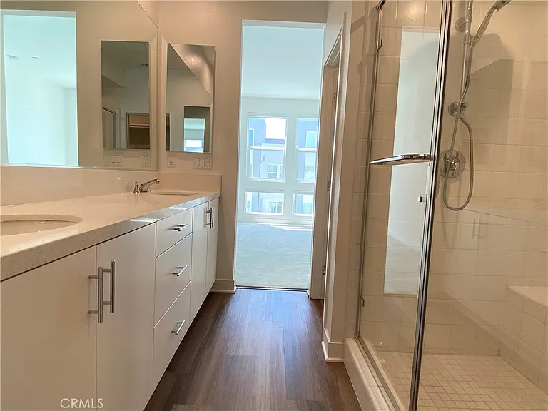 1319 W Cara Dr — Photo 9