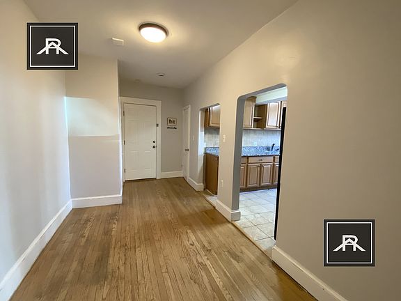 5th image of 117 Winthrop Rd #12C