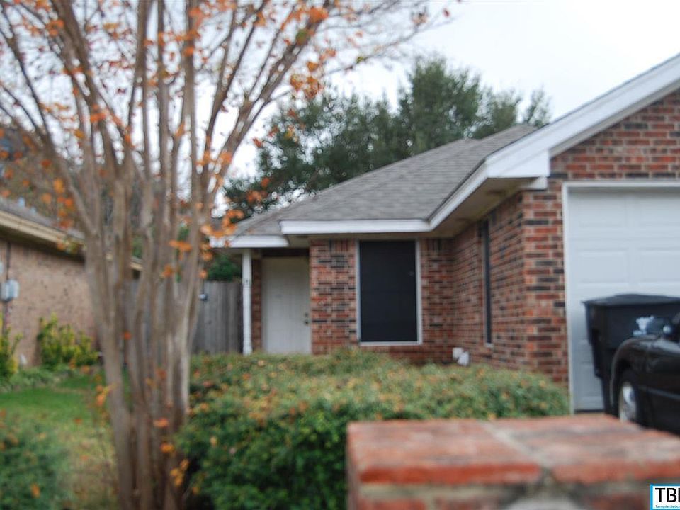 1st image of 2605 Sleepy Hollow Ln