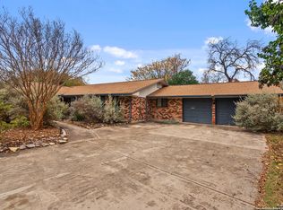 1438 Grey Oak Dr, San Antonio, TX 78213