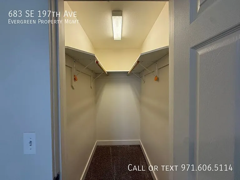 683 SE 197th Ave — Photo 35
