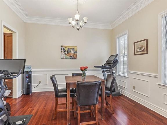 4th image of 511 Washington Ave #511