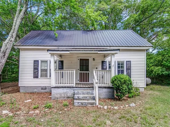 295 W Midland Ave, Winder, GA 30680