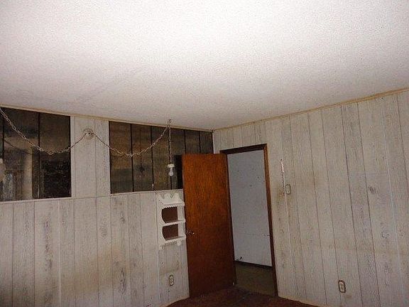 2nd image of 2425 Bristow Ave