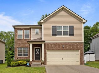 1045 Daniel Ln, Spring Hill, TN 37174
