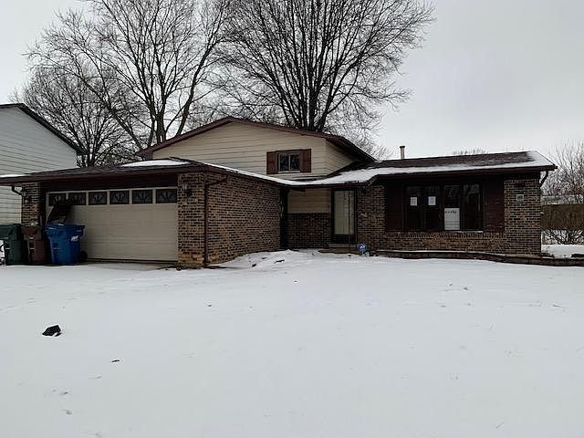 1st image of 22630 Amy Dr
