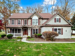 32980 Canterbury Rd, Avon Lake, OH 44012