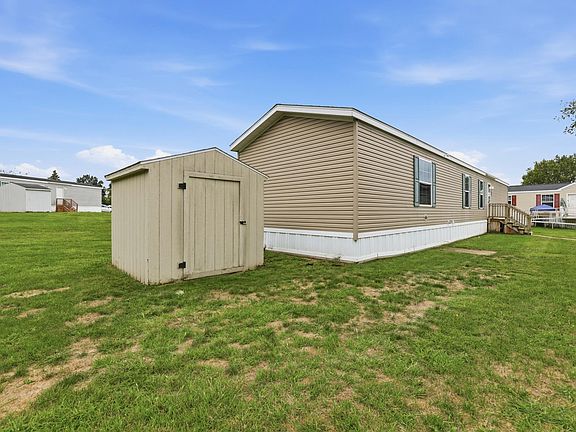 5th image of 1301 Shadow Ridge Dr