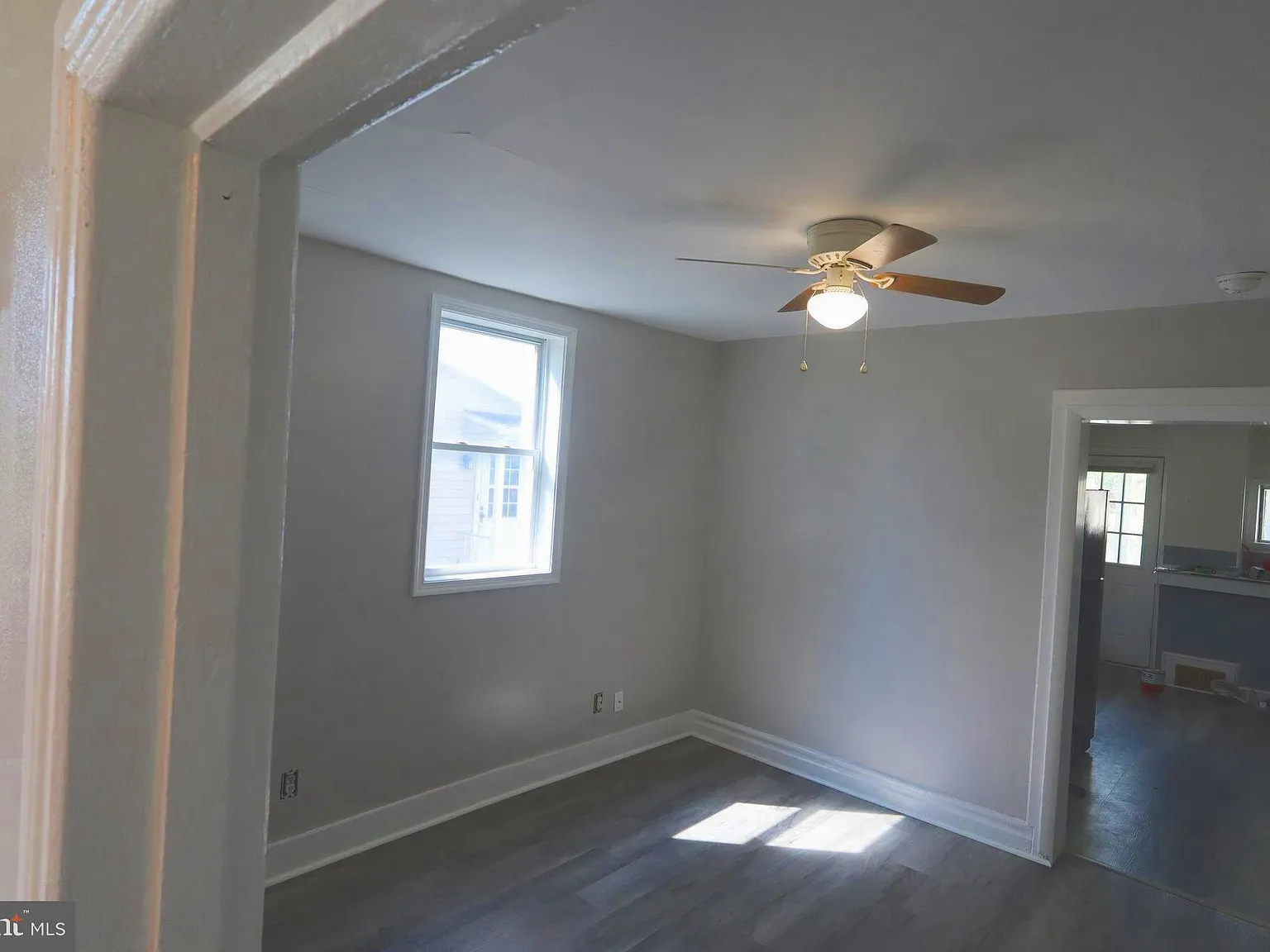 3 bed, 1100 sqft, $1,450 — Photo 4