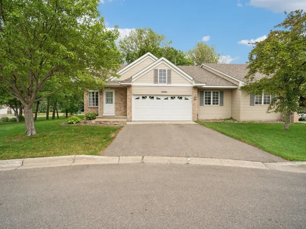13002 Garrett Ln, Apple Valley, MN 55124
