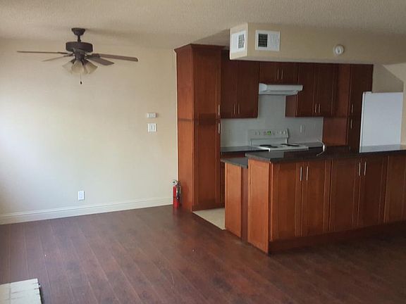 3rd image of 5550 Keoncrest Cir APT 2