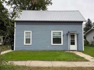 210 E State St, Marion, SD 57043