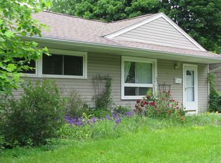 1701 Hatcher Cres, Ann Arbor, MI 48103