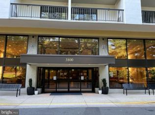 3800 Powell Ln #3, Falls Church, VA 22041