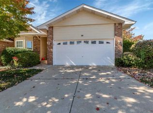 92 Rue De Paix, Lake Saint Louis, MO 63367