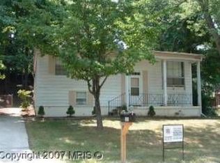 3005 Lumar Dr, Fort Washington, MD 20744