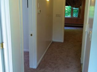 123 Giffords Ln, Staten Island, NY 10308