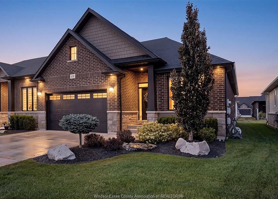 1st image of 450 Brunmar Cres