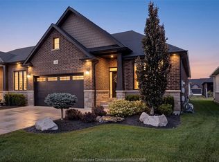 450 Brunmar Cres, Windsor, ON N8L0Y2