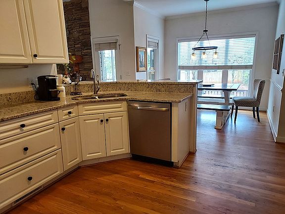Open Kitchen