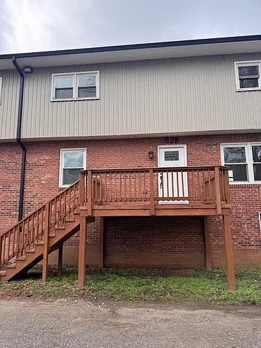 628 Cherry St Photo 1
