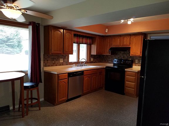 3rd image of 2335 Jonquil Pl