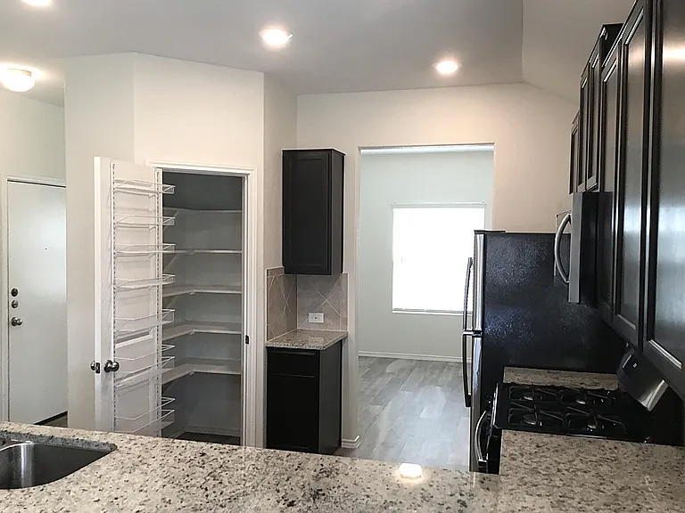5728 Southerner Way — Photo 3