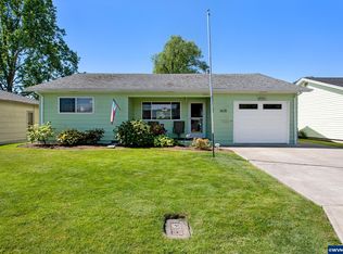 1632 Newport Way, Woodburn, OR