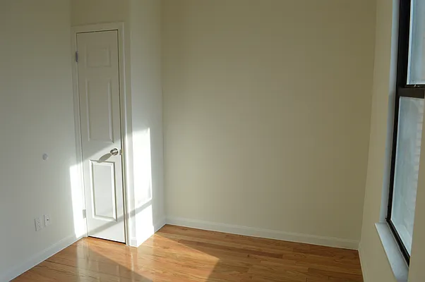 Rented by CoSo Apartments | media 75