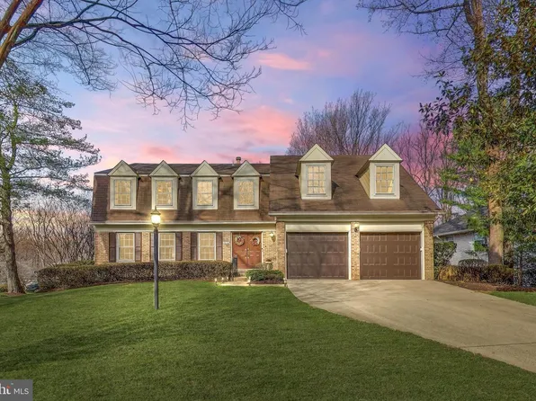 10150 Red Spruce Rd, Fairfax, VA 22032