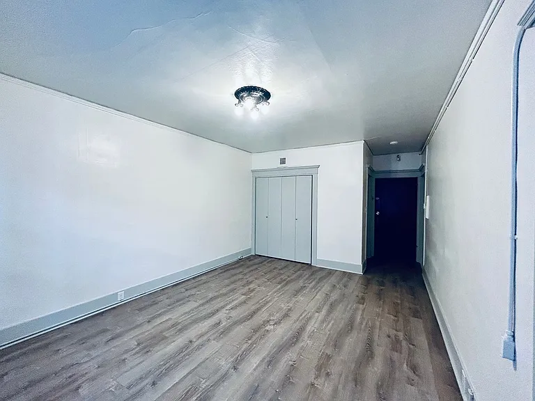 207 Yakima St — Photo 8