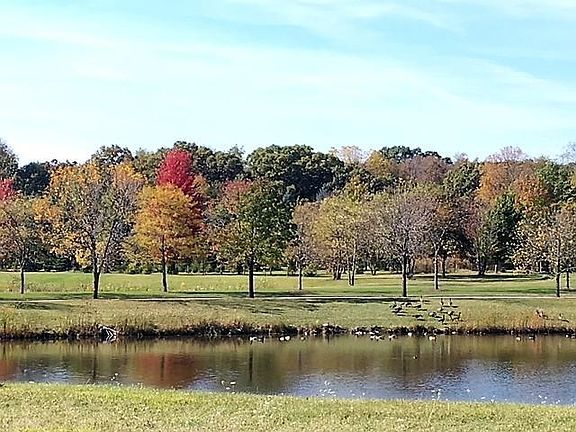 2nd image of 24 Deer Pond Dr